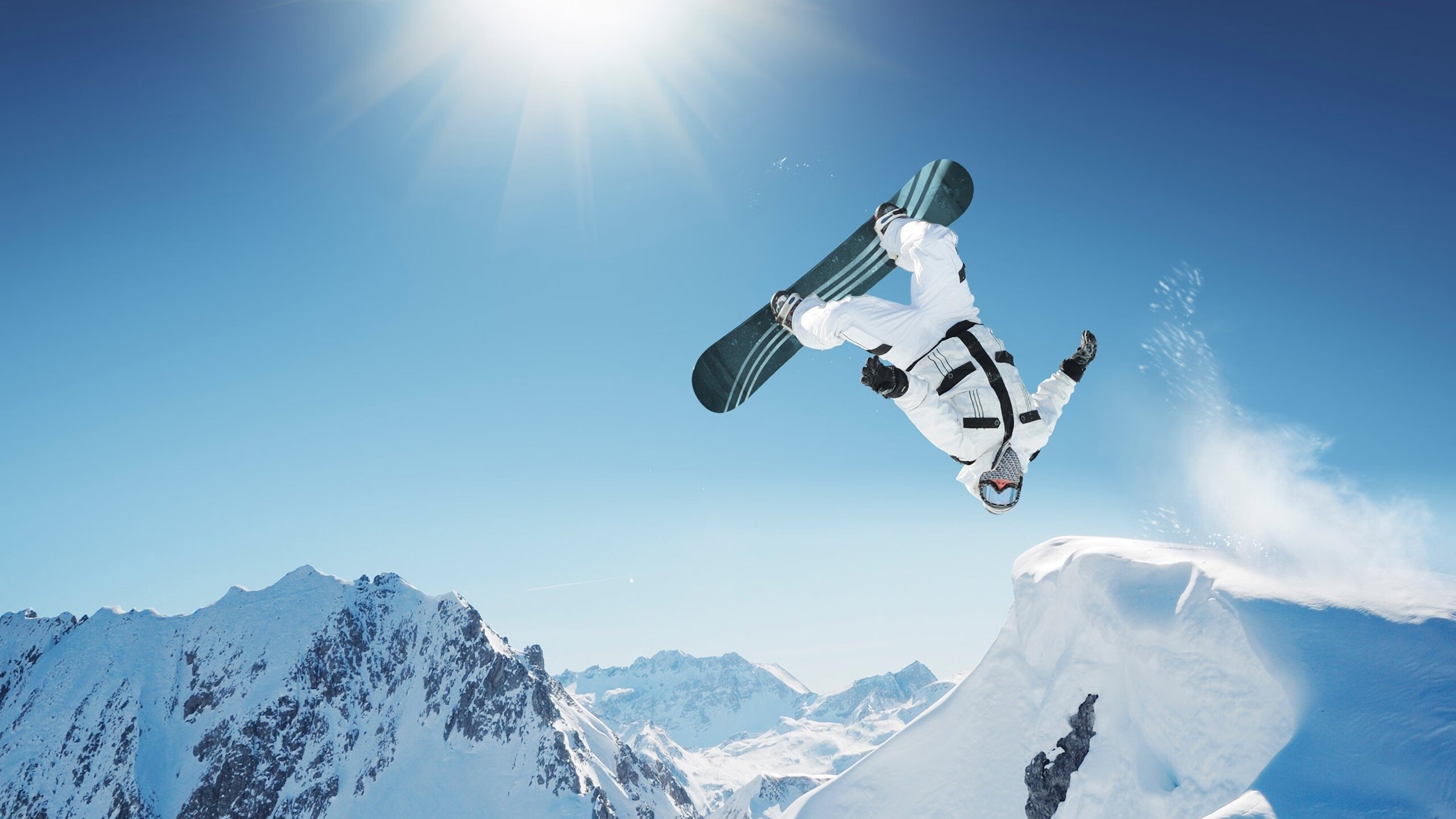 巴黎圣日尔曼正式官宣新援加盟，豪门再补强，巴黎圣日尔曼全队合照