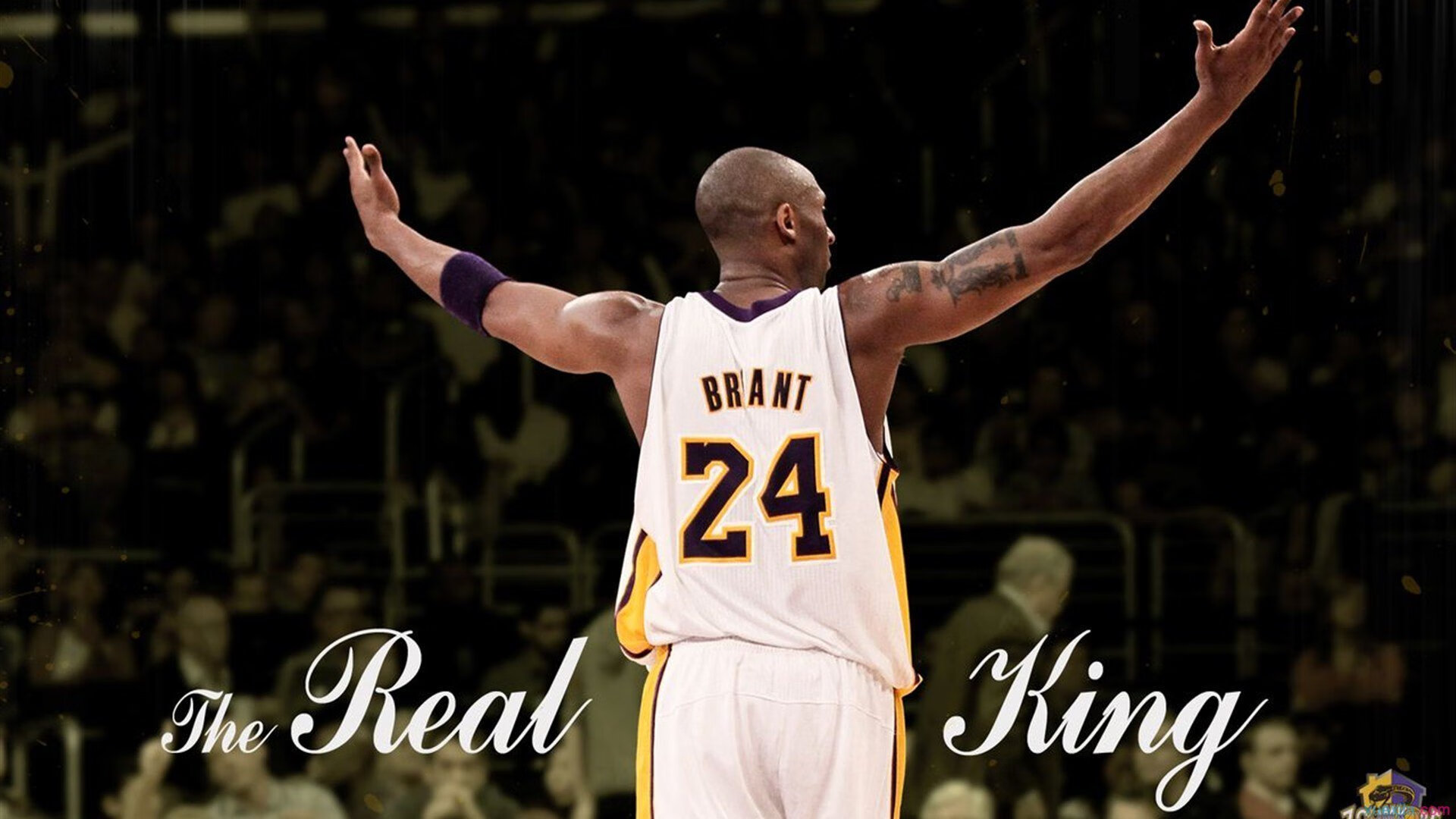 爵士队在主场对阵勇士，米切尔几次妙传助攻与精准投篮，带队取得胜利！